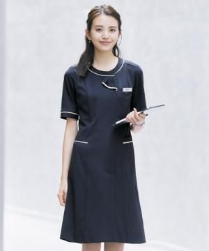 【全1色】半袖ワンピース（前開き・エアリアルニット）