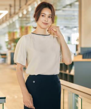 【YUKI TORII】全2色・ボリュームスリーブプルオーバー（ストレッチ・防汚加工）