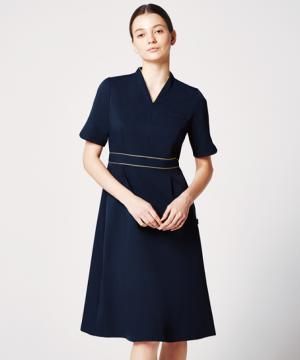 【MICHEL KLEIN】全3色・ Vネックワンピース（後ろファスナー・透防止・ストレッチ・制電・制菌・工業洗濯対応）