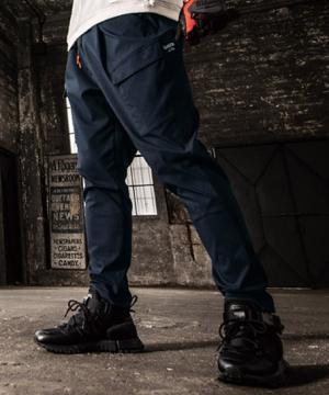 【全2色】ジョバーズ®　ストレッチカーゴ（超ストレッチ、ウエスト総ゴム、IN/OUT調整可能なドローコードと前ファスナー付き）