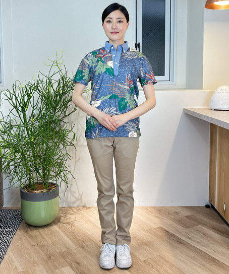 【全2色】アロハプリントポロシャツ（リーフ柄）