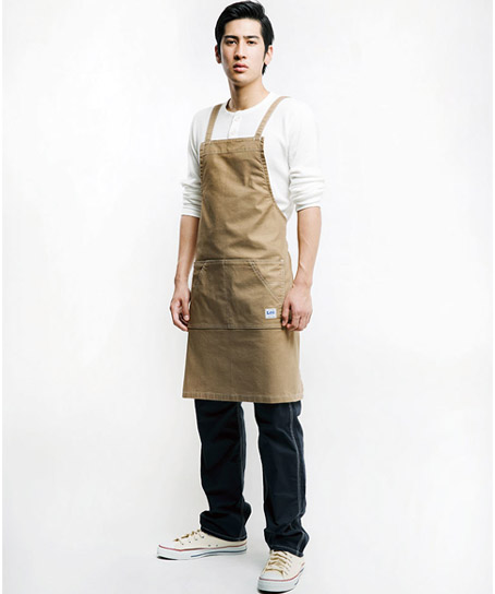 【Lee】全3色・胸当てエプロン（前中心丈：85cm）